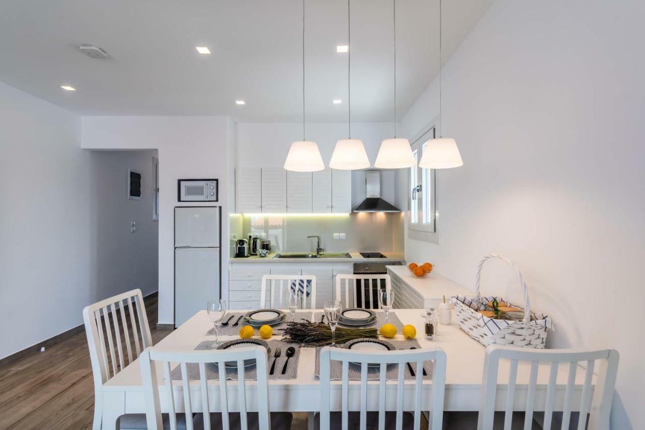 White Rock Milos Suites Adamantas  Ngoại thất bức ảnh