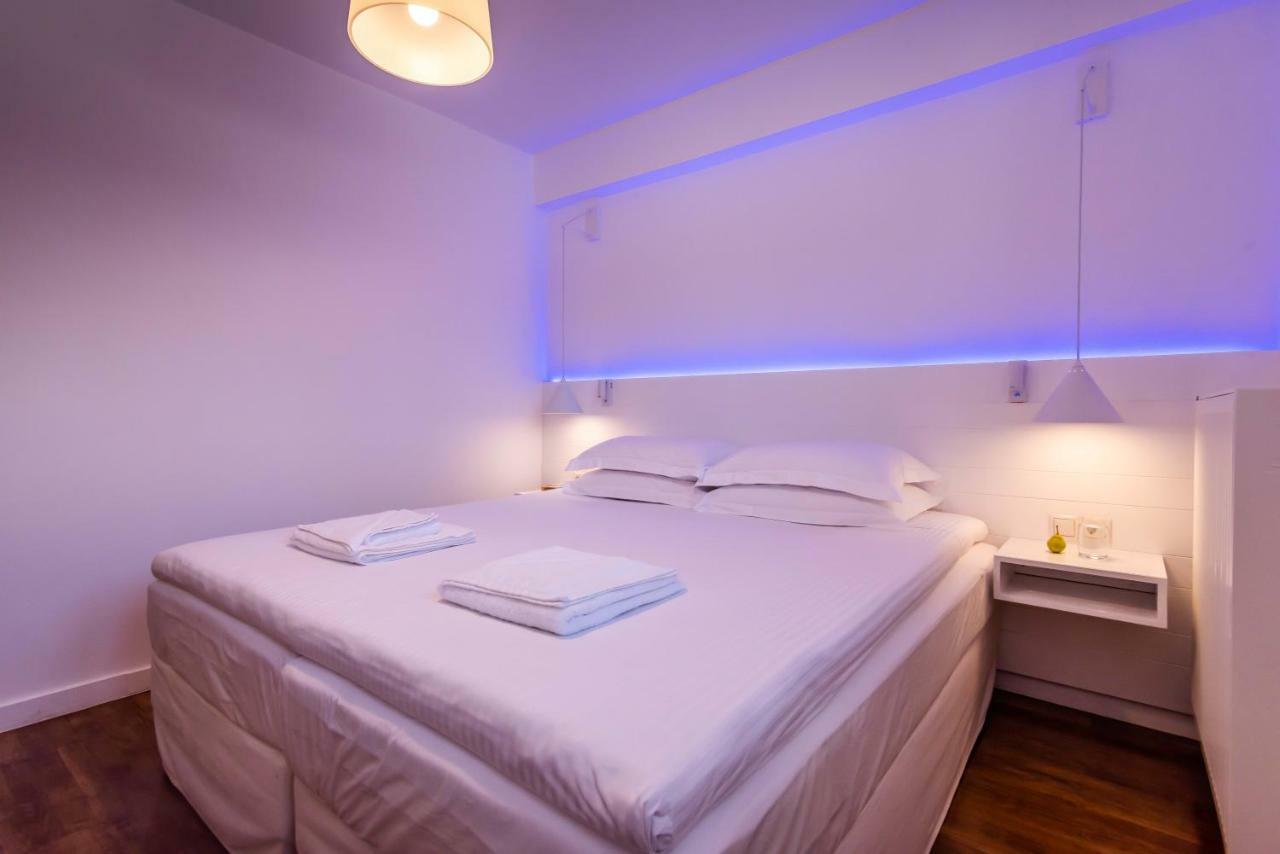 White Rock Milos Suites Adamantas  Ngoại thất bức ảnh