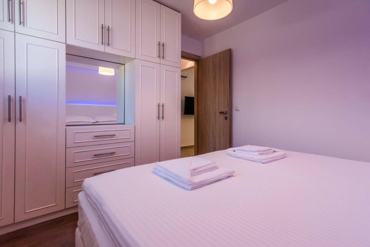 White Rock Milos Suites Adamantas  Ngoại thất bức ảnh
